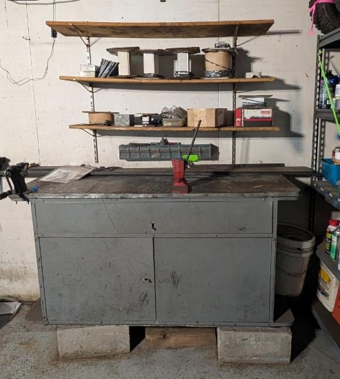 Chainsaw Repair Workbench w/Contents