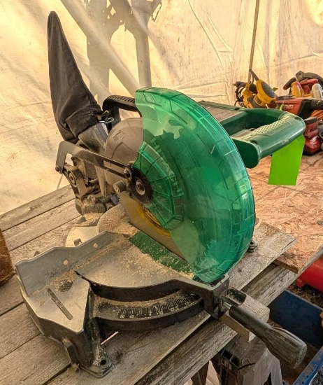Hitachi 10" Compound Miter Saw