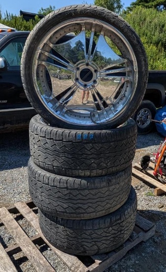 (4) 24" Polished Aluminum Wheels