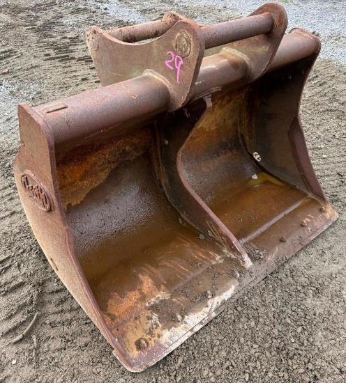 Geith 48" Smooth Excavator Bucket