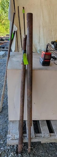 (2) Telescoping Metal Pry Bars