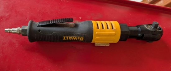 DeWalt 3/8" Air Ratchet