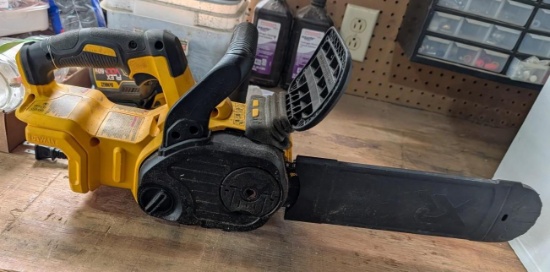 DeWalt 12" Cordless Chainsaw
