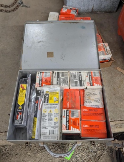 Large Quantity of Paslode 16 ga Finish Nails