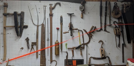 Assorted Vintage Carpentry Tools