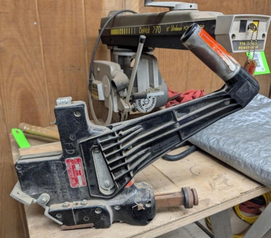 Powernail Flooring Nailer