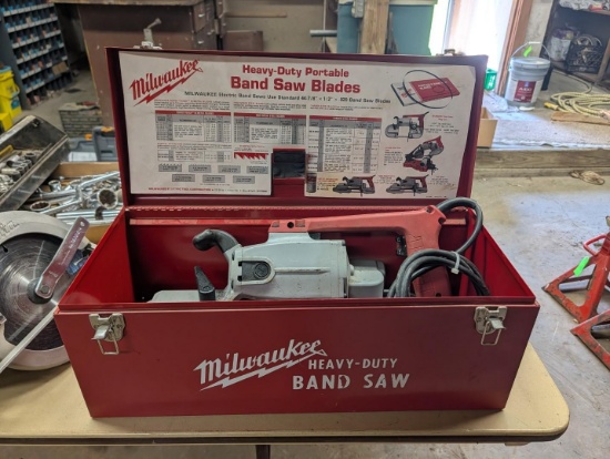 Milwaukee Heavy Duty Portable Bandsaw