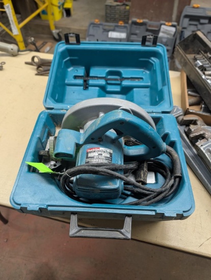 Makita 7 1/4" Circular Saw