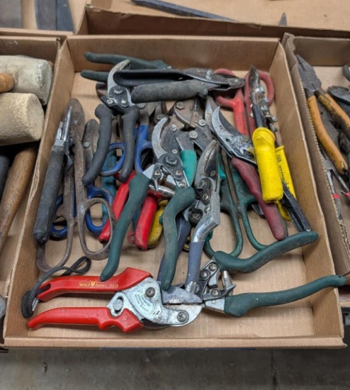 Assorted Tin Snips and Hand Pruners