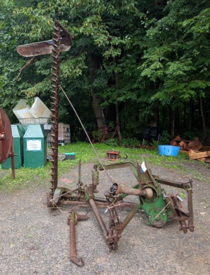 John Deere No. 8 Sickle Three Point Hitch Bar Mower