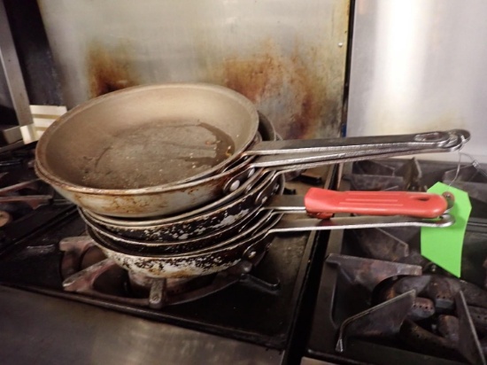 (7) Aluminium 10.5" Skillets