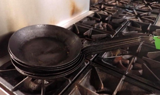 (6) 11" dia. Carbon Steel Skillet