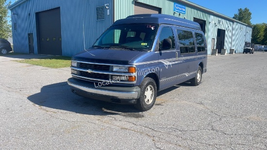 1996 Chevrolet G-SERIES 1/2 TON/CONVERSTION VAN 5.