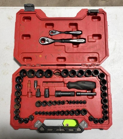 Craftsman SAE Universal Max Axess Tool Set