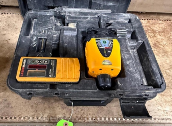 CST/Berger LM 30 Laser Level