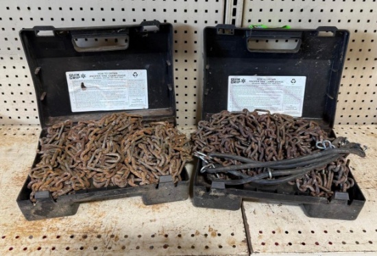 (2) Paires of Quick Grip Tire Chains