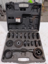 Maddox Front Wheel bearing Adapters