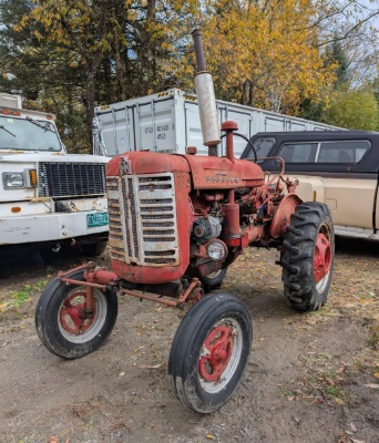 McCormick Farmall 100 Tractor
