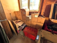 (26) Cases of "Harmens Hurrah" Book