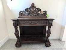 R.J. Horner Oak Carved Oak Man of the Mountain Atlas Server