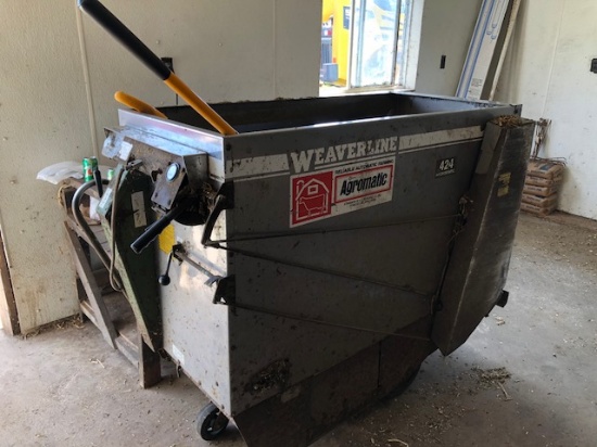 Weaverline 424 Hydro-static Electric Feed Cart