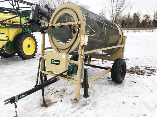 Snowco Grain Cleaner w/ 8" Auger