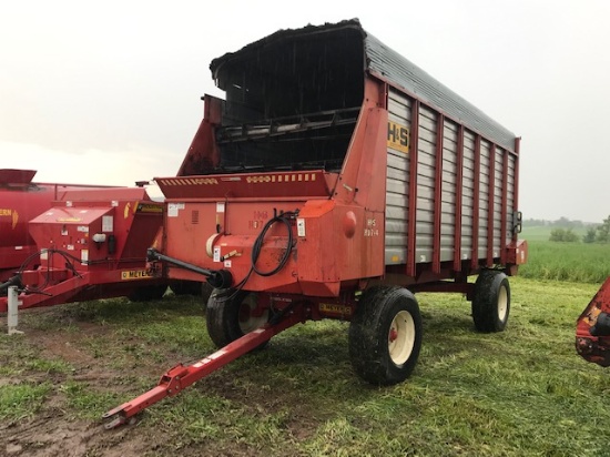 H&S HD7+4 Self Unloading Wagon