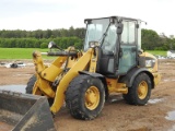 Cat 906H Loader