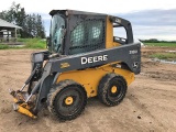 John Deere 318D Skid Steer