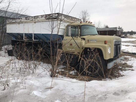 1976 IHC 1850 LoadStar