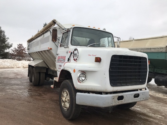 1978 Ford L8000 Truck