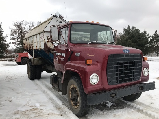 1984 Ford LN700 Single Axle Truck