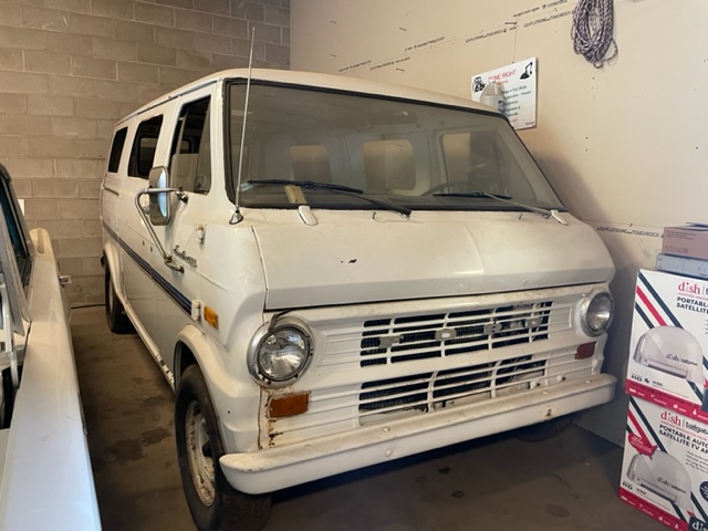 1974 Ford Econoline 200 Van Proxibid