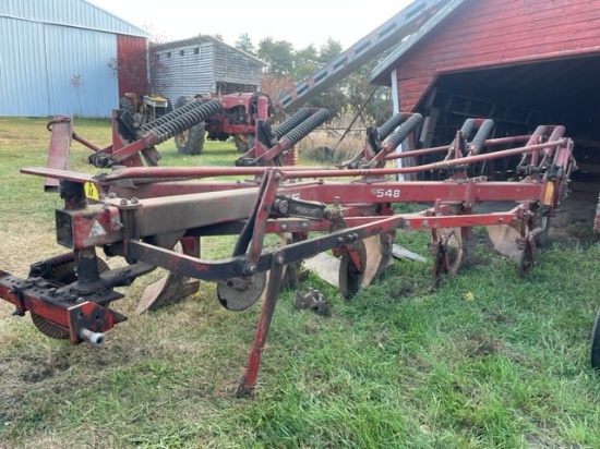 White 548 5-Bottom Plow