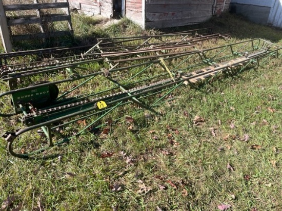 John Deere 200 Pipe-Type Elevator