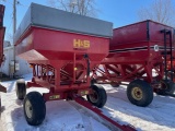 H&S 325-80 Gravity Wagon