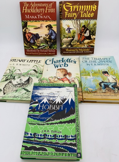 Collection of RETRO VINTAGE BOOKS - Charlotte Web - Hobbit - Grimm's Fairy Tales - Huck Finn