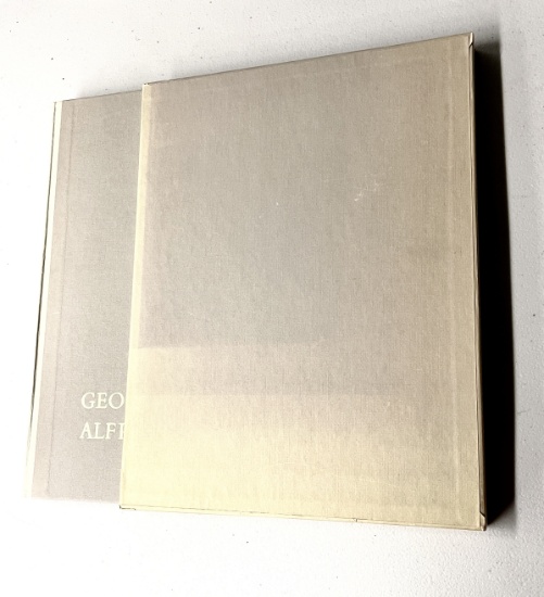 Georgia O'Keeffe: a Portrait by Alfred Stieglitz