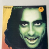 ALICE COOPER (1976) Alice Cooper Goes To Hell