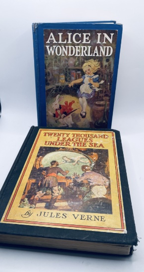 Alice in Wonderland & Twenty Thousand Leagues Under the Sea - Vintage Books