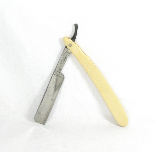 Shapleigh Hardware Co.  St Louis, U.S.A.  Straight razor with embossed ivor