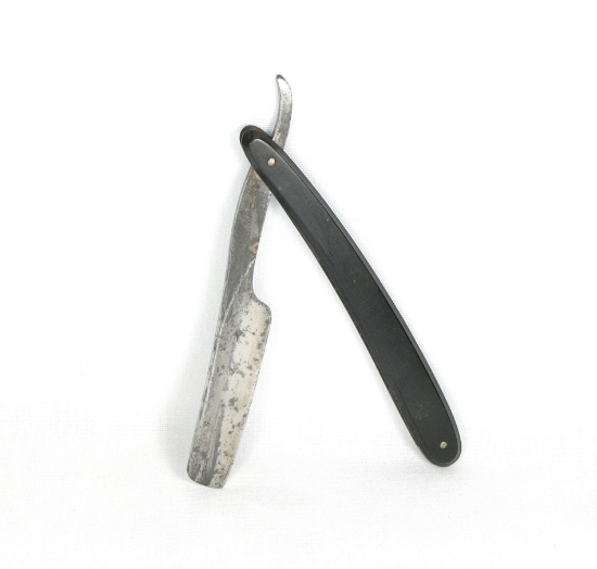 The MAB. Rd. straight razor. Small 5 1/4" overall length classifies as a "m