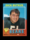 1971 Topps Football Card #25 Hall of Famer Dick Butkus Chicago Bears. NM -