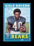 1971 Topps Football Card #150 Hall of Famer Gale Sayers Chicago Bears. NM-