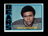 1972 Topps Football Card #110 Hall of Famer Gale Sayers Chicago Bears. NM -