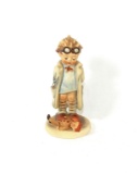 1970s Hummel Figurine Hum127: Doctor. Excellent no chips or cracks 4-3/4