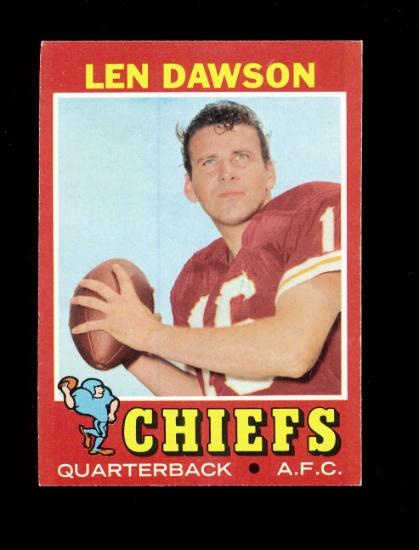 1971 Topps Football Card #180 Hall of Famer Len Dawson Kansas City Chiefs.
