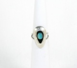 Vintage Native American Streling Silver Ring With Small Turquoise Stone.  1