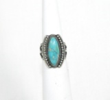 Vintage Native American Sterling Silver Ring With large Oval Turquiose Ston