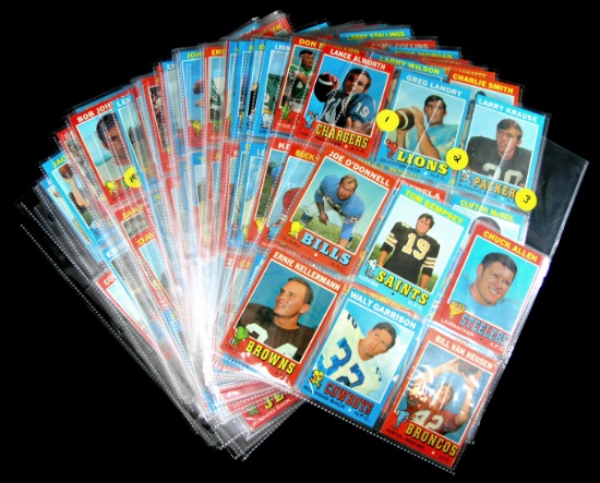 1971 Topps Partial Football Card Set. Only Missing (38) of the 263 Cards To